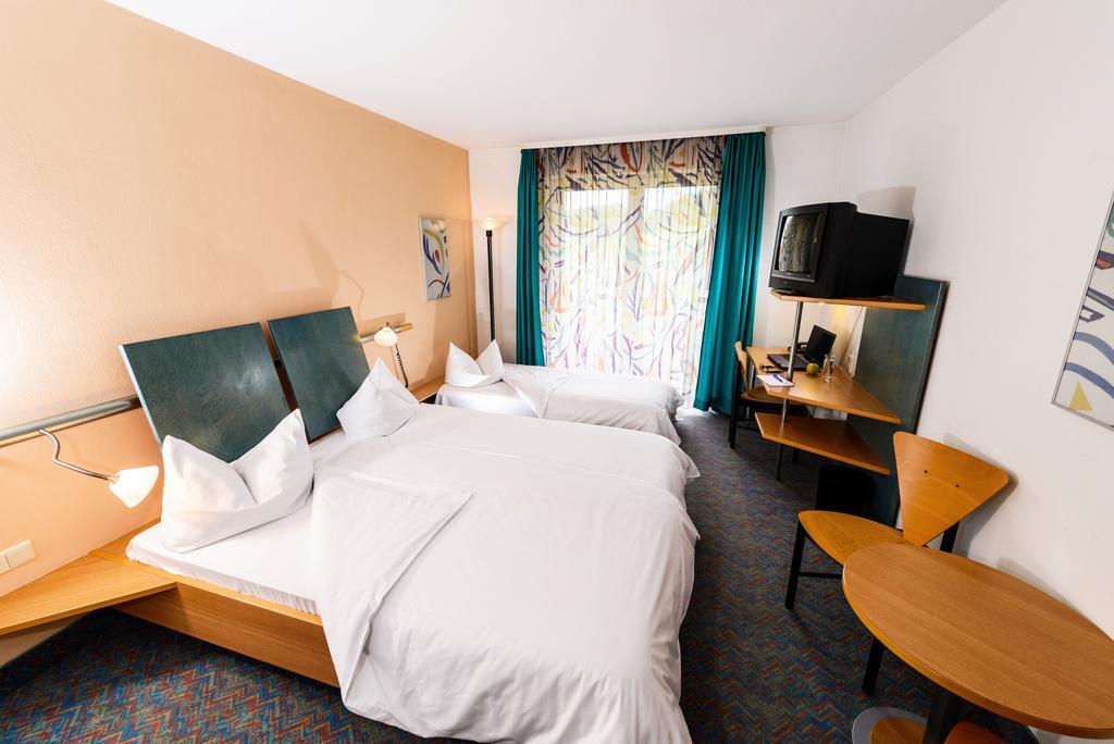 Hotel Residenz Schnelldorf Kamer foto