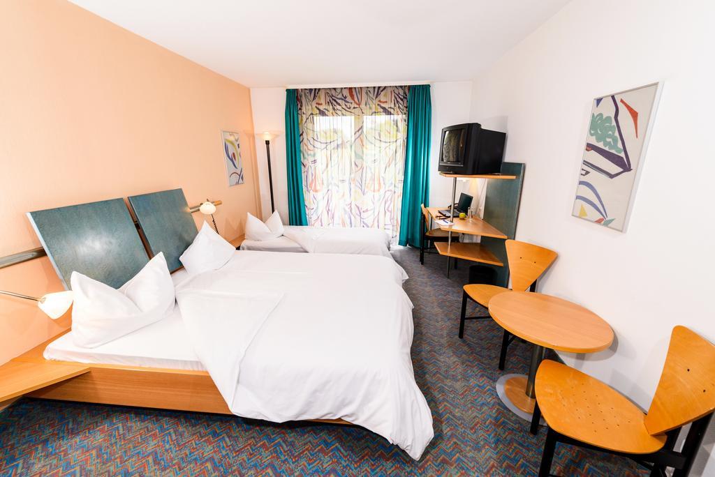 Hotel Residenz Schnelldorf Kamer foto