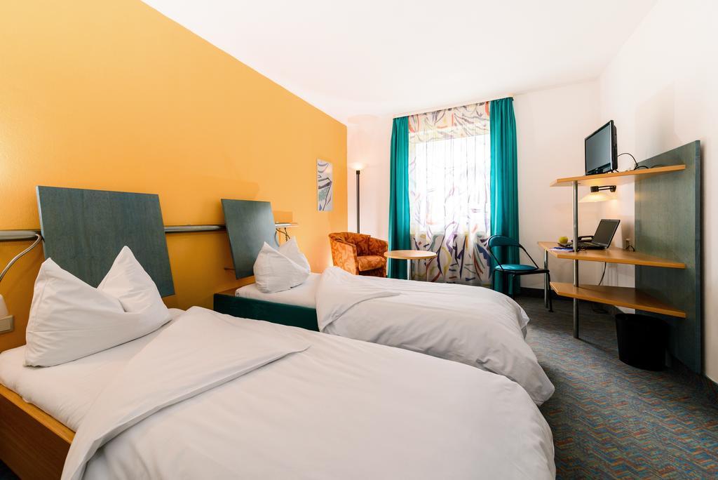 Hotel Residenz Schnelldorf Kamer foto